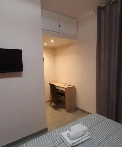 Mcm 4* רומא
